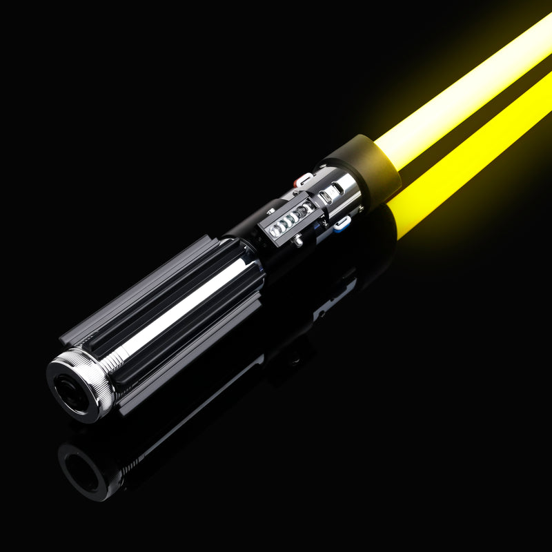 Immaginate di brandire l'iconica spada laser di Darth Vader. Questa replica leggera presenta l'elsa e le linee di accento della spada laser di Darth Vader.
