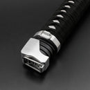 Scopri la spada laser Ronin, meticolosamente realizzata, ispirata ai samurai erranti dell'antico Giappone. Fatta in alluminio di qualità aerospaziale