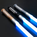 Il nostro nuovo lightsaber presenta le stesse strisce bianche e nere del lightsaber Zebra,