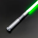 Il nostro nuovo lightsaber presenta le stesse strisce bianche e nere del lightsaber Zebra,