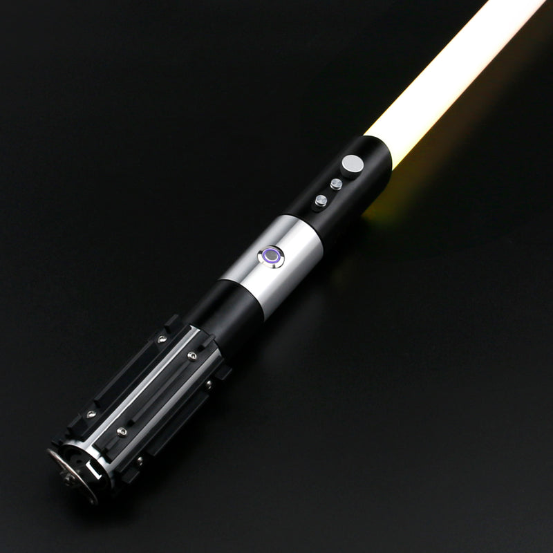 Con i suoi materiali di alta qualità, questa elegante spada laser ti renderà uno dei preferiti dai fan tra i tuoi amici