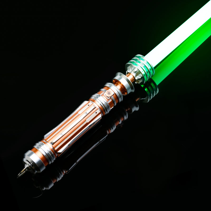 Questa spada laser è ispirata all'arma personale della Principessa Leila dell'universo di Star Wars.